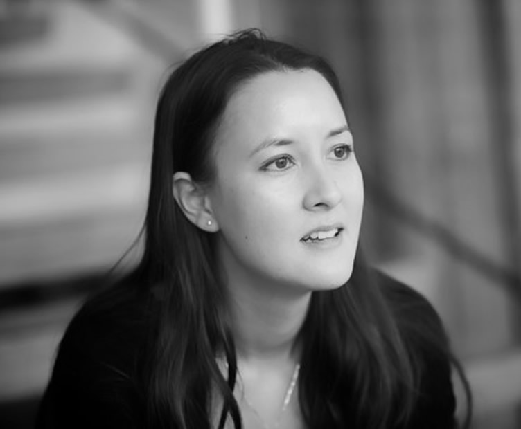 Caught in the Resin – an introduction to Sarah Howe